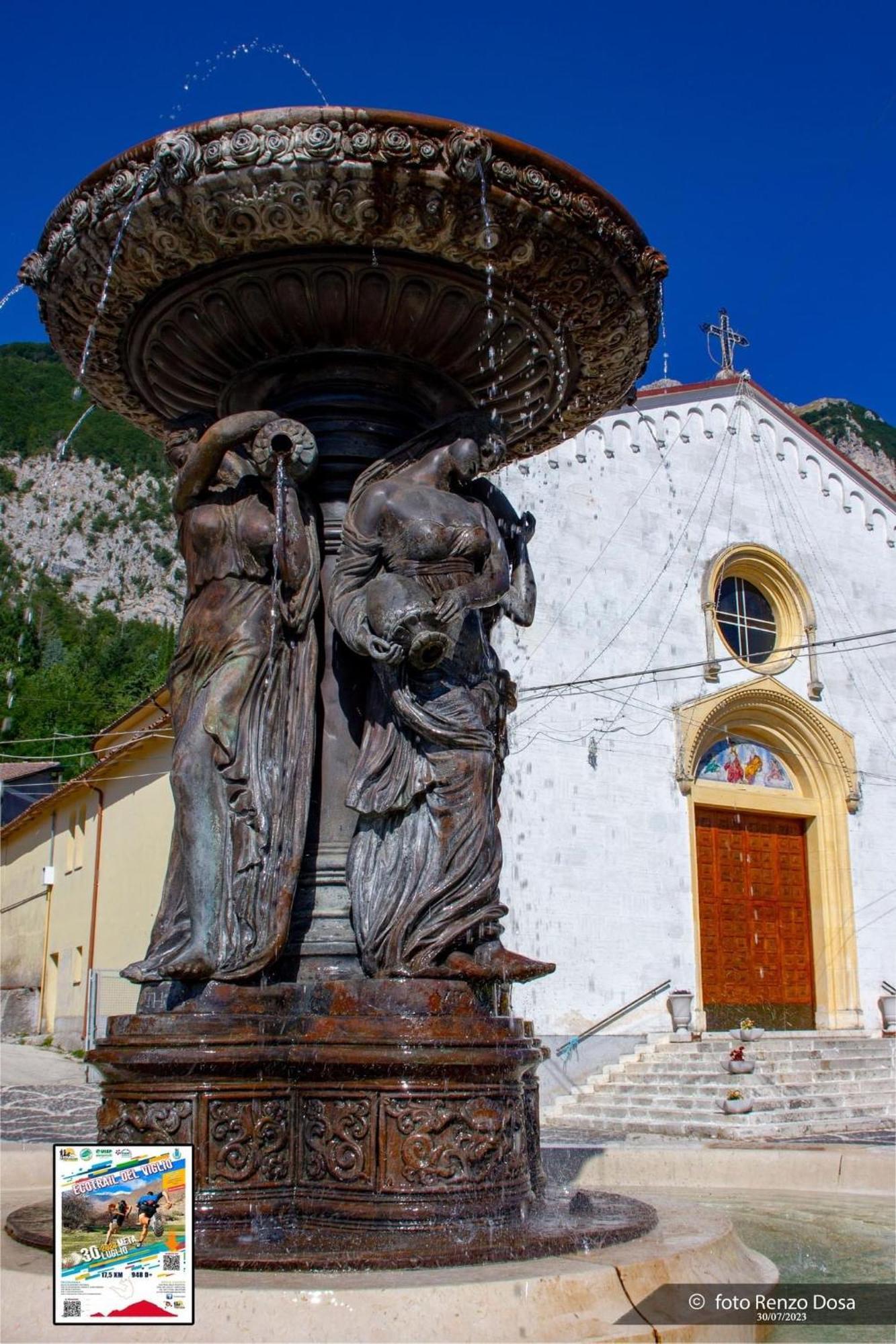 Mariella Vernile Civitella Roveto Esterno foto